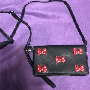 Minnie Mouse cross body wristlet